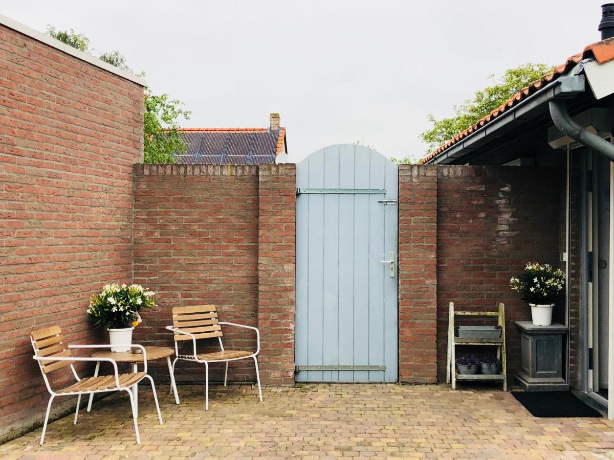 Bed and Breakfast Slapen Bij De Zeeuwse Lala IJzendijke Exteriér fotografie
