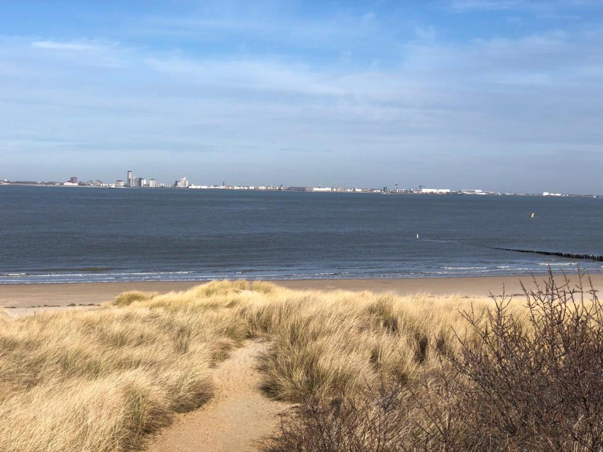 Bed and Breakfast Slapen Bij De Zeeuwse Lala IJzendijke Exteriér fotografie